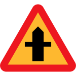 Vector graphics of crossroad traffic sign warning